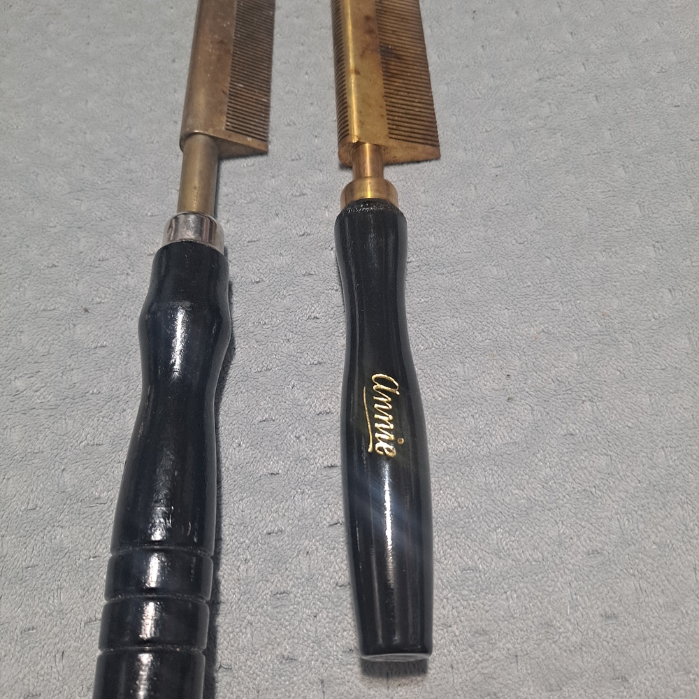 Annie Black and Gold Hair Combs